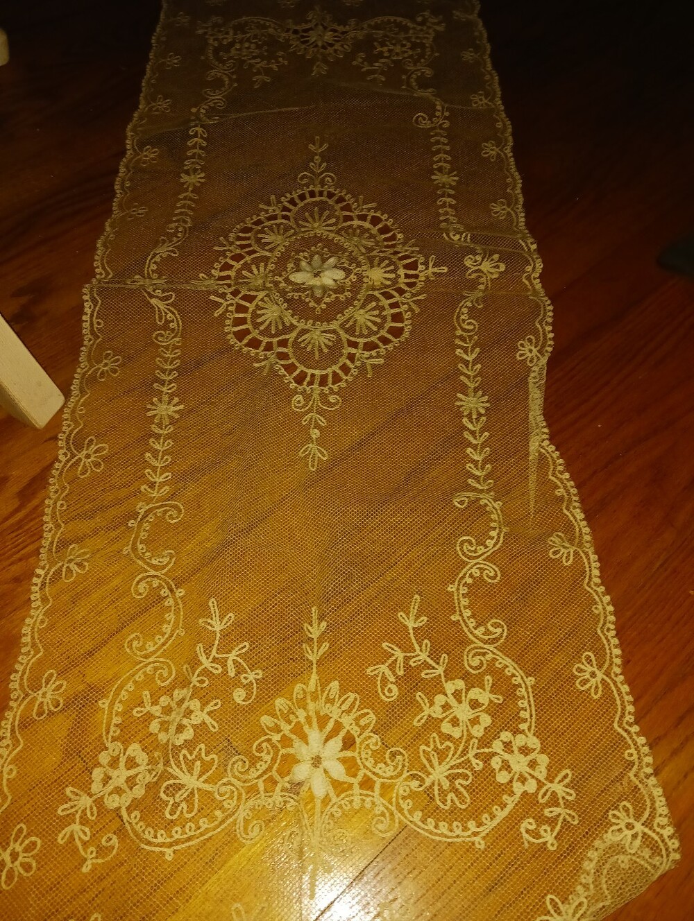 Gorgeous Lace Table Runner - Elegant Floral Embroidery